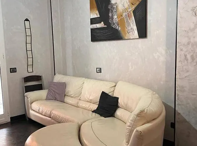 Casa Vale Fronte Mare 文蒂米利亚