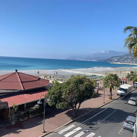 Casa Vale Fronte Mare Ferienhaus *