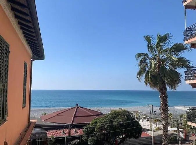 Casa Vale Fronte Mare Vakantiehuis Ventimiglia