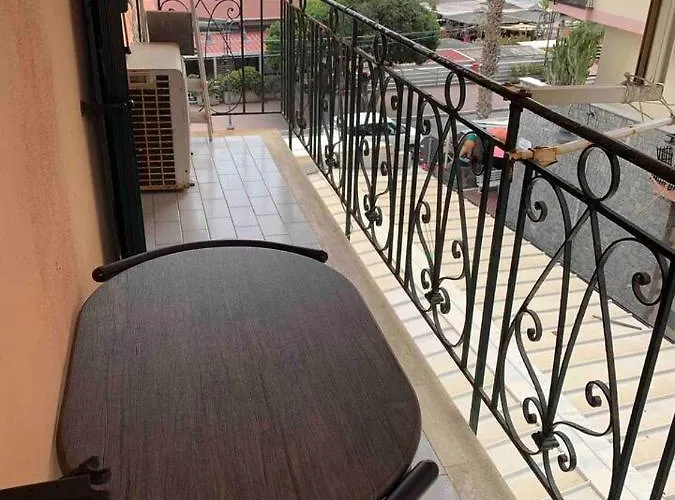 Casa Vale Fronte Mare Vakantiehuis *